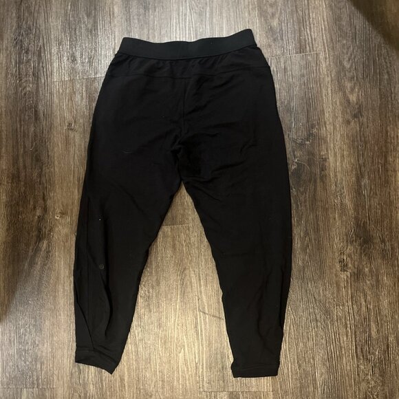 Lululemon Twisted & Tucked Black Jogger Pant | Size 8 | W5ASNS - Picture 10 of 10